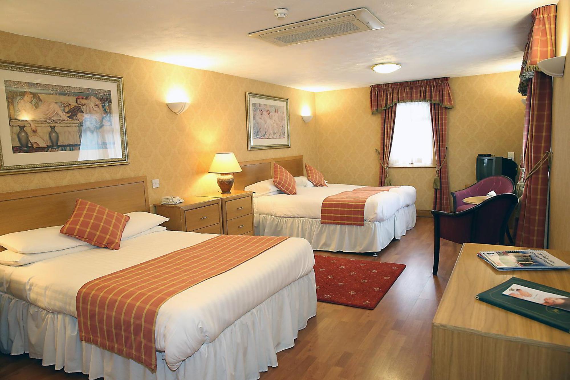 Leapark Hotel Грейнджмут Экстерьер фото