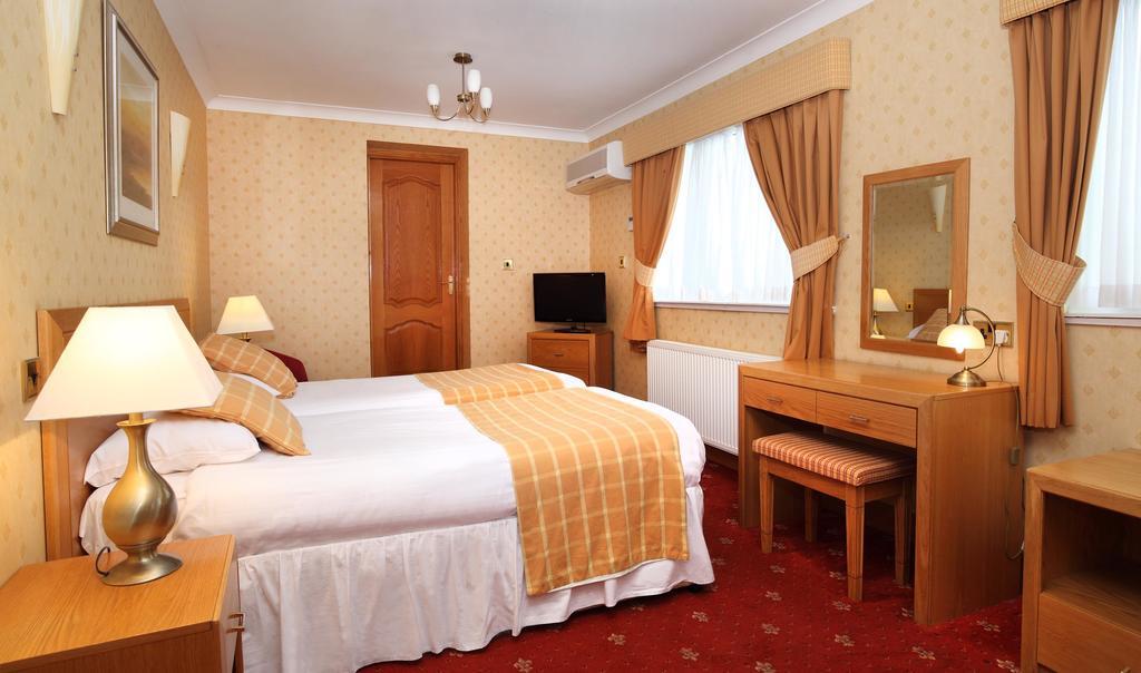 Leapark Hotel Грейнджмут Экстерьер фото